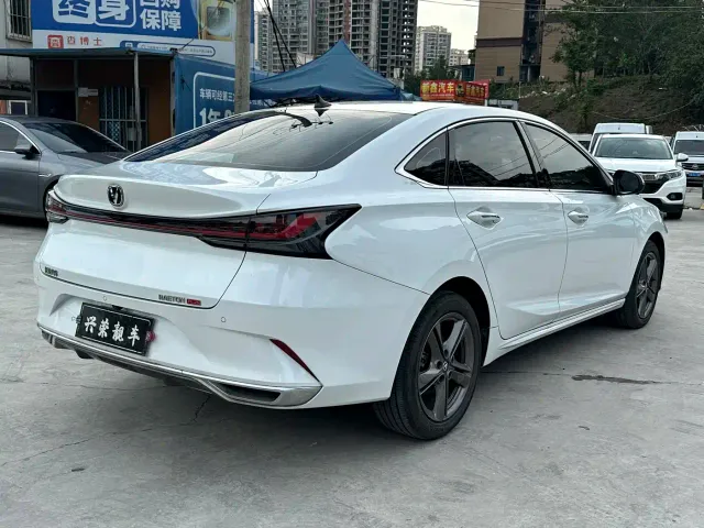 Changan Raeton Plus — Фото автомобиля 3