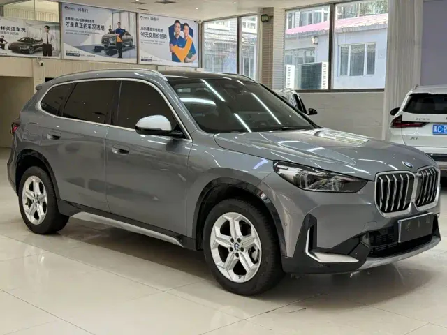 BMW X1 — Фото автомобиля 3