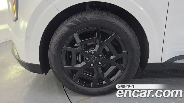 Kia Canival Новый Carnival 4 поколение Бензин 9 мест X Line — Фото автомобиля 4