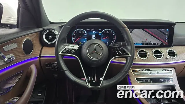 Mercedes-Benz E-Class W213 — Фото автомобиля 19