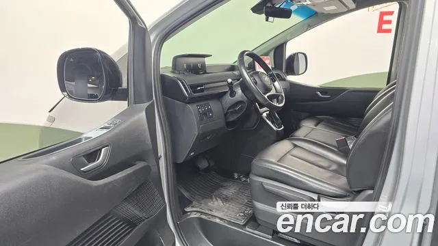 Hyundai Staria — Фото автомобиля 10