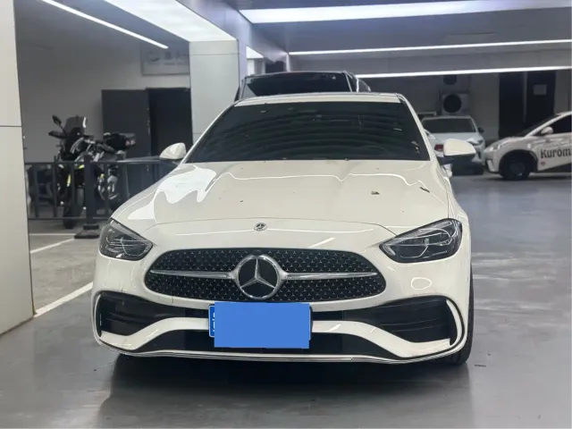 Mercedes-Benz C-Class — Фото автомобиля 2