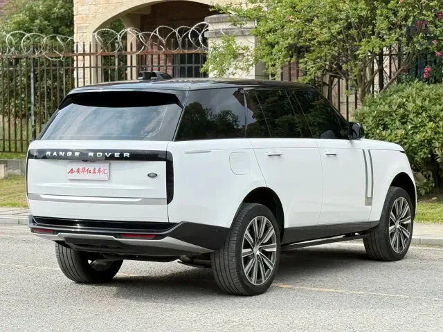 Land Rover Range Rover — Фото автомобиля 5
