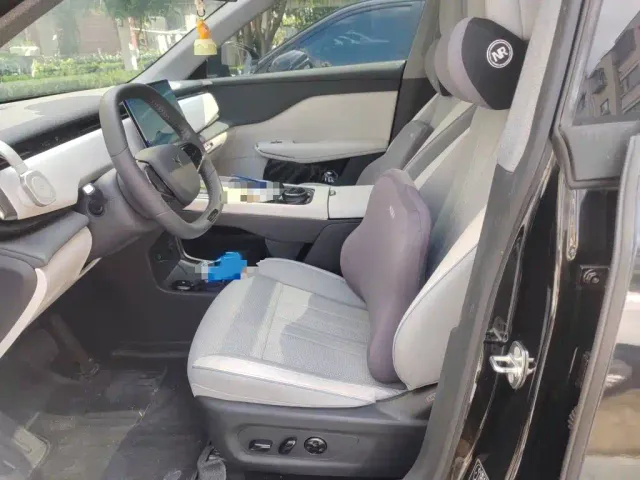 Voyah Auto Voyah Zhiyin 2024 Long Range Smart Edition — Фото автомобиля 7