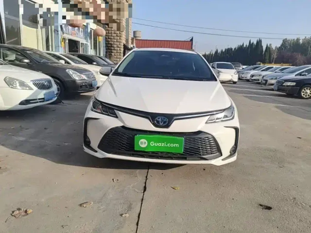 Toyota Corolla — Фото автомобиля 2