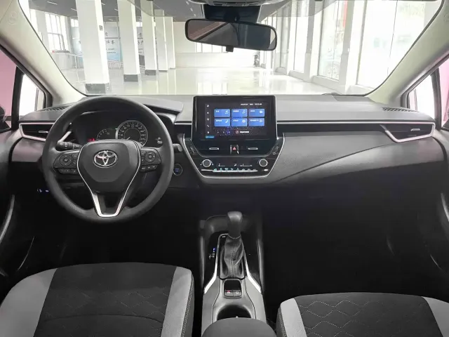 Toyota Corolla — Фото автомобиля 8