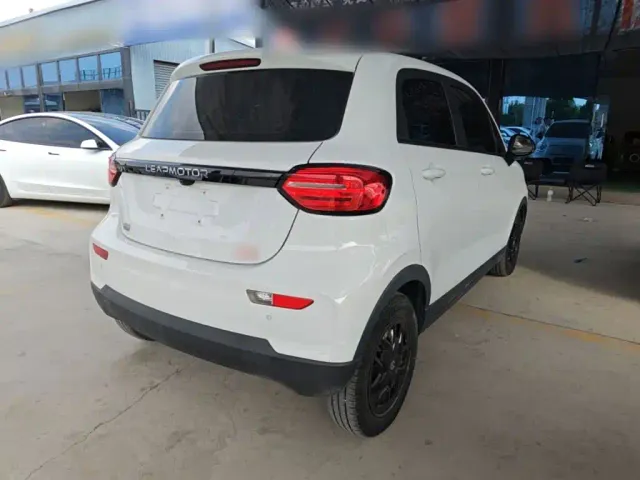Leapmotor T03 — Фото автомобиля 6