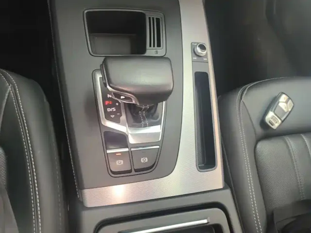 Audi Q5L — Фото автомобиля 13