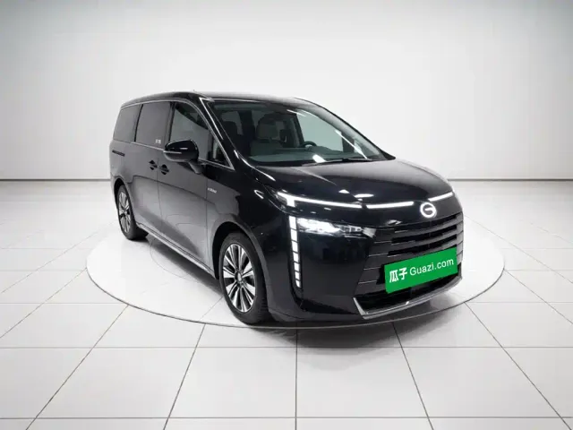 GAC Trumpchi E8 — Фото автомобиля 3
