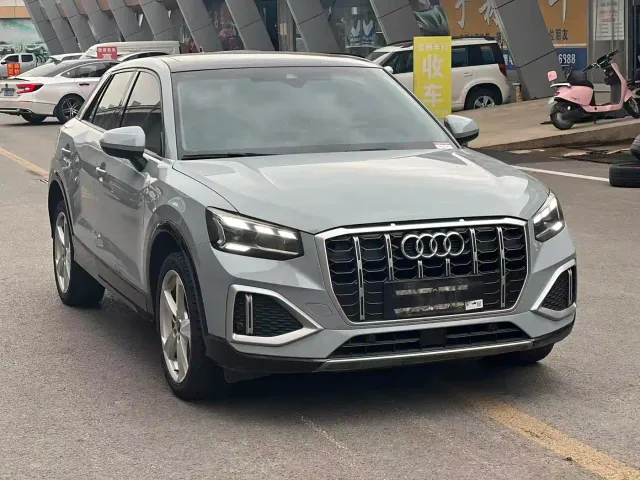Audi Q2L — Фото автомобиля 3