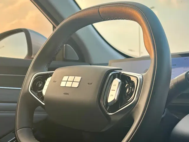 Geely Galaxy L6 — Фото автомобиля 13