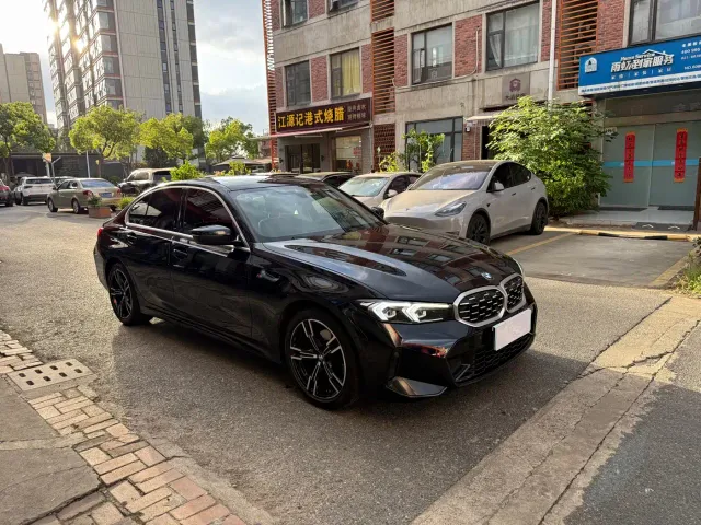 BMW 3 Series — Фото автомобиля 3
