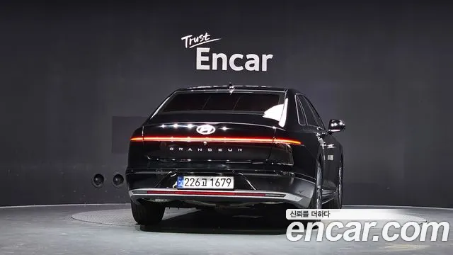 Hyundai Grandeur GN7 — Фото автомобиля 4