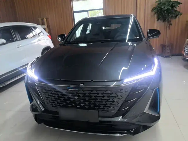 Changan Oshan Z6 EV — Фото автомобиля 6