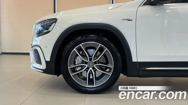 Mercedes-Benz GLB-Class — Фото автомобиля 5