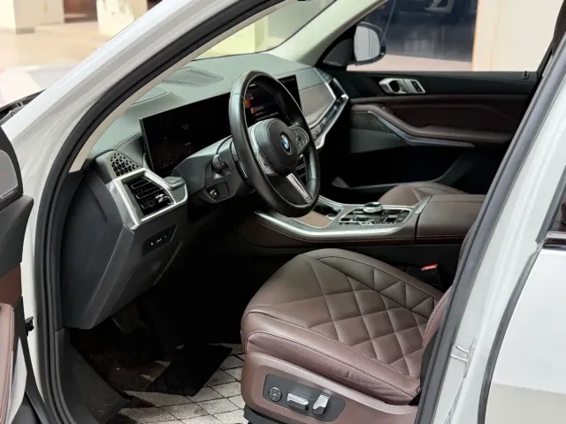 BMW X5 — Фото автомобиля 4