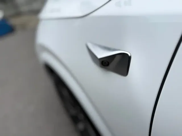 Li Auto L7 — Фото автомобиля 20