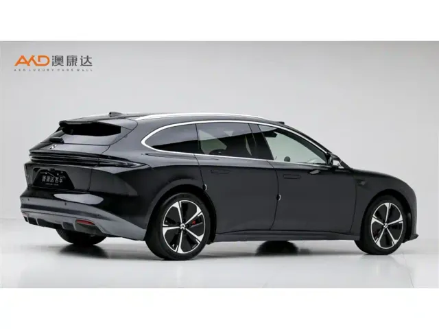 Nio ET5 Touring — Фото автомобиля 3