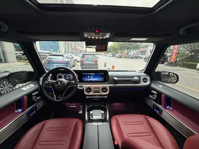 Mercedes-Benz G-Class — Фото автомобиля 11