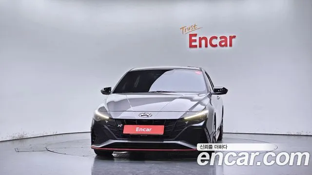 Hyundai AVANTE — Фото автомобиля 3