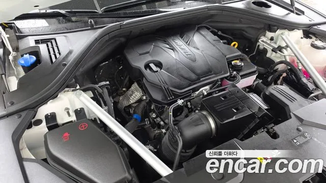 Genesis GV70 2.5T Бензин 2WD — Фото автомобиля 5