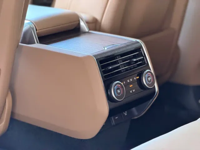 Land Rover Range Rover — Фото автомобиля 22