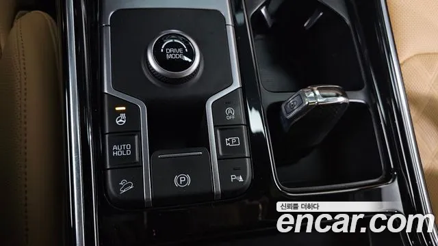 Kia Sorento Sorento 4-е поколение Бензин 2.5T 2WD — Фото автомобиля 17