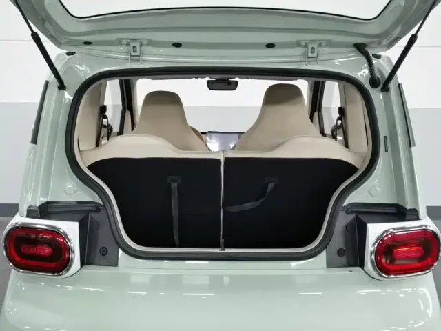 Wuling Hongguang Mini EV — Фото автомобиля 16