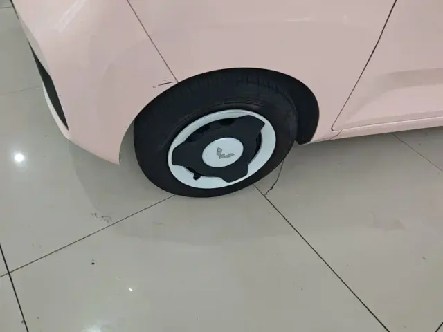 Wuling Hongguang Mini EV — Фото автомобиля 22