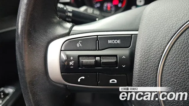 Kia K5 K5 3 поколение 2.0 LPI(Для проката) — Фото автомобиля 8