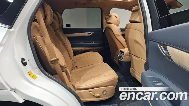 Genesis GV80 — Фото автомобиля 12