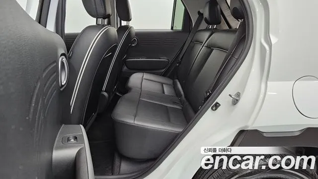 Hyundai Casper Casper Essential — Фото автомобиля 15