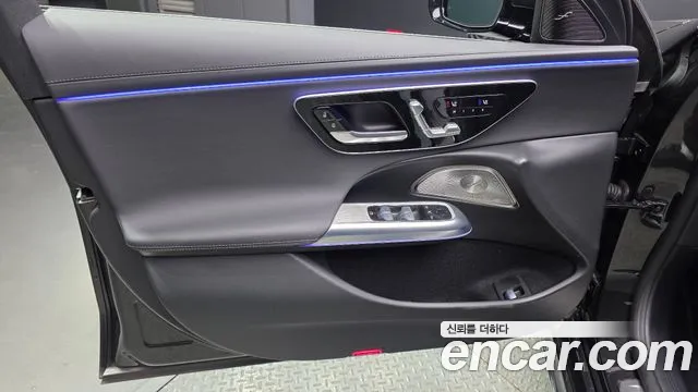 Mercedes-Benz E-Class W214 — Фото автомобиля 13