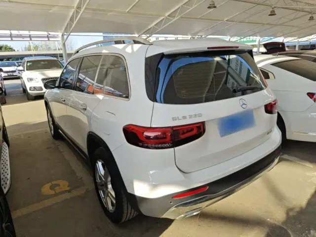 Mercedes-Benz GLB-Class — Фото автомобиля 4