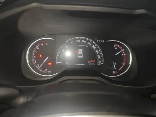 Toyota RAV4 — Фото автомобиля 11