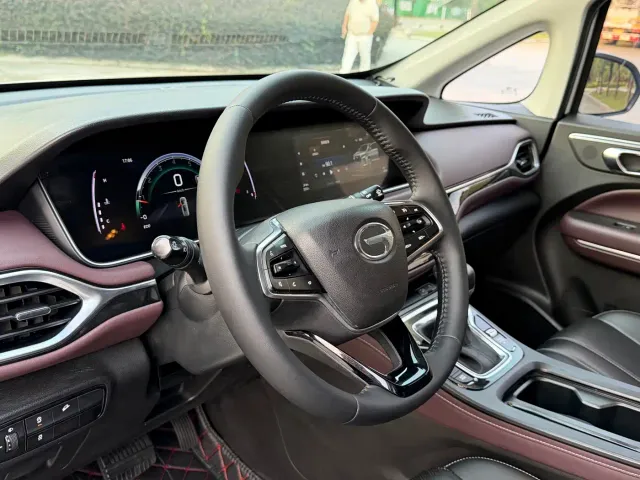 GAC Trumpchi M6 — Фото автомобиля 7