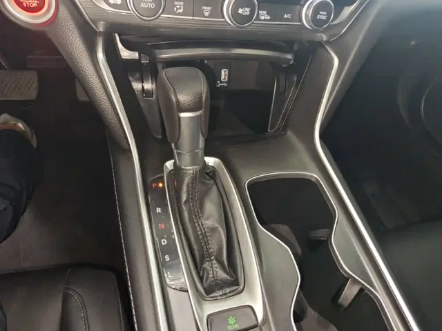 Honda Accord — Фото автомобиля 13