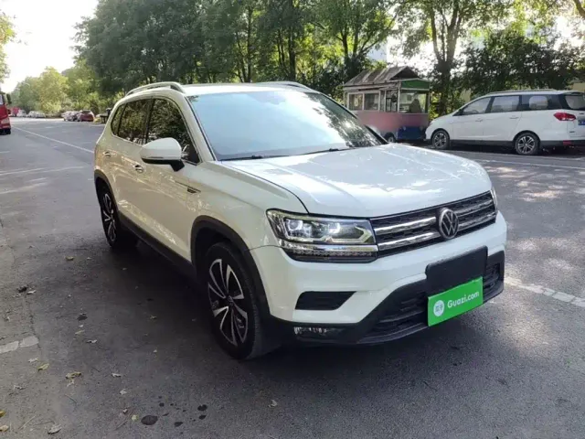 Volkswagen Tharu — Фото автомобиля 3