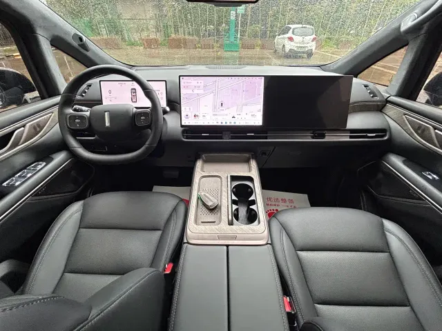 Wey Alpine — Фото автомобиля 10