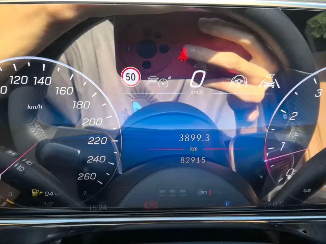 Mercedes-Benz E-Class — Фото автомобиля 10