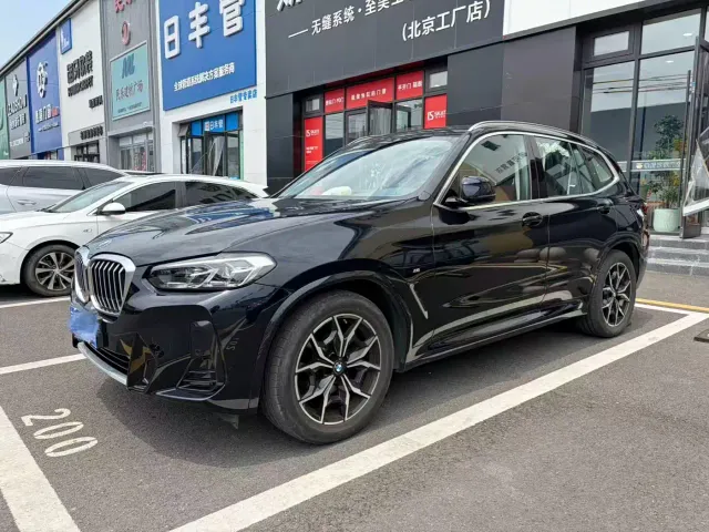 Фотография автомобиля — BMW X3