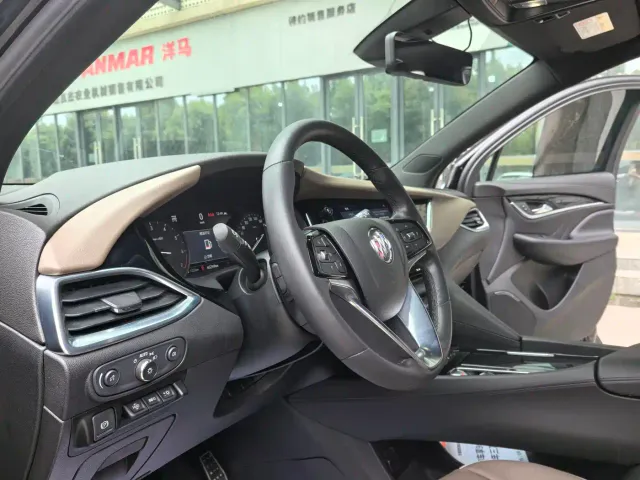 Buick Enclave — Фото автомобиля 14