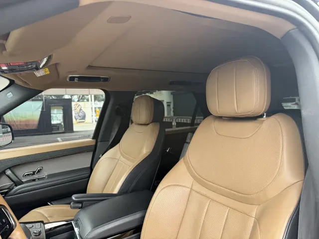 Land Rover Range Rover Sport — Фото автомобиля 7