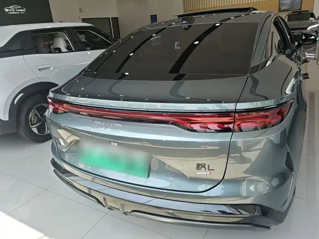 BYD Han L — Фото автомобиля 5