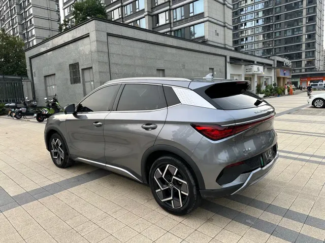 BYD Yuan PLUS — Фото автомобиля 11