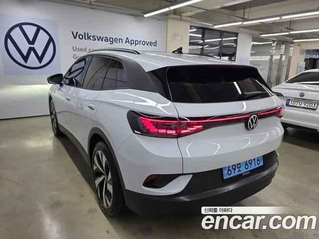 Volkswagen ID.4 — Фото автомобиля 18