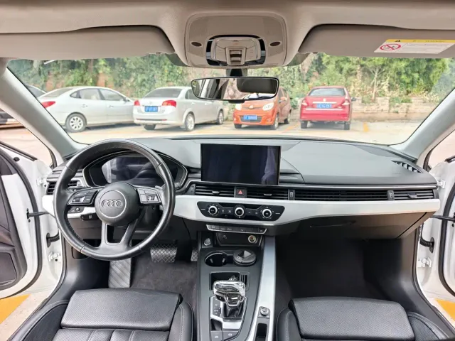 Audi A4L — Фото автомобиля 10