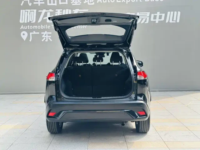 Toyota Frontlander — Фото автомобиля 17