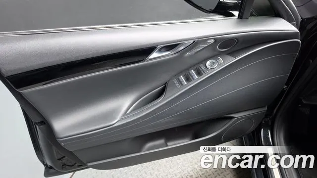 Genesis G80 RG3 — Фото автомобиля 13