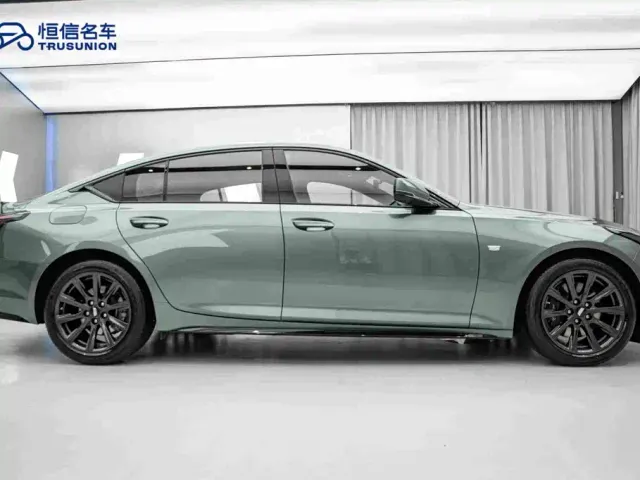 Cadillac CT5 — Фото автомобиля 4